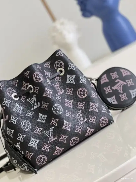 WIS VUITTON LOUIS BELLA 0620